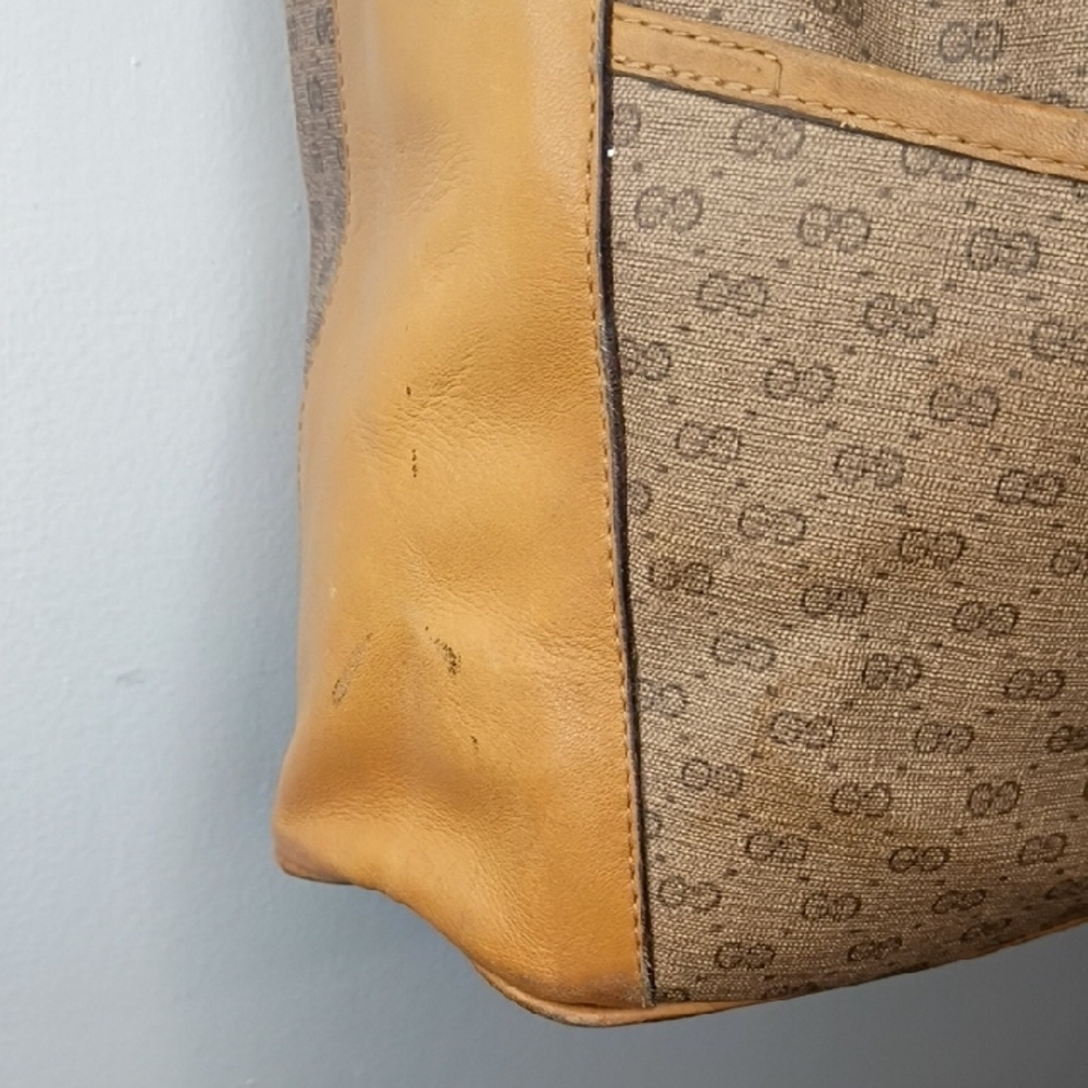 Vintage Gucci Micro GG Brown Tan Bucket Bag Crossbody Strap - Picture 9 of 16